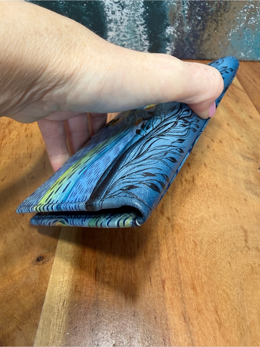 Anuschka Artistic “Love in Paris” Leather Organizer Wallet - Picture 10 of 12